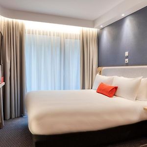 Standaard Kamer met een Queen Size Bed met de Toegang voor Gehandicapten